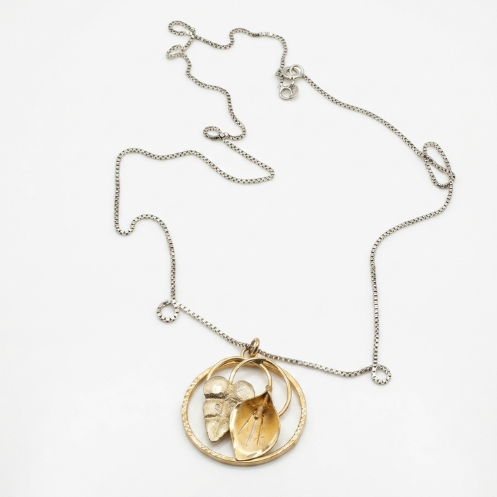Gold Mother Nature Leaf Motif Necklace - Estate Jewelry Priced Right