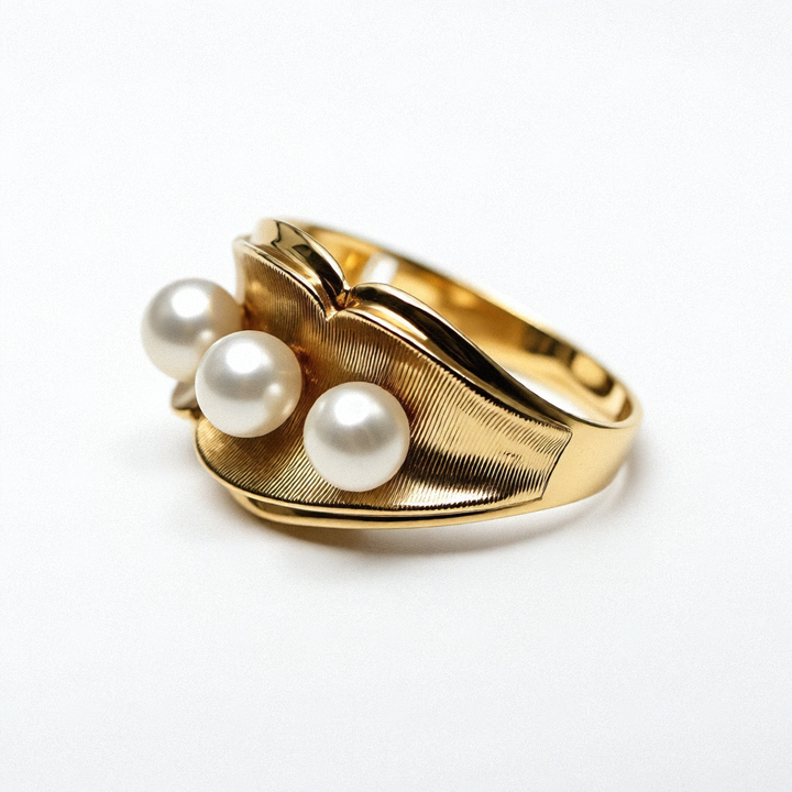 Gold & Pearl Nautical Themed Ring - Estate Jewelry Priced Right
