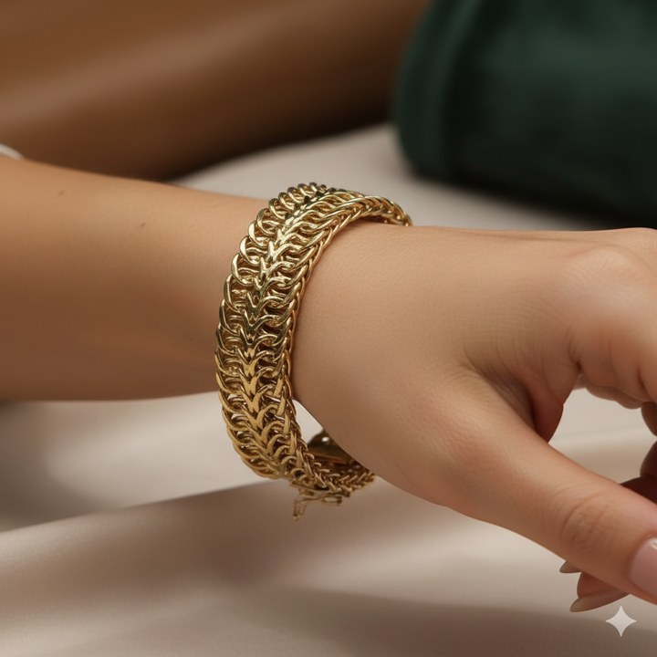 Authentic Unoaerre 14K Gold Brevetto Bracelet