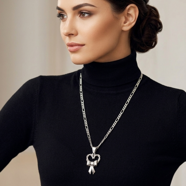 Bold Sterling Silver Bow Heart & Figaro Link Necklace