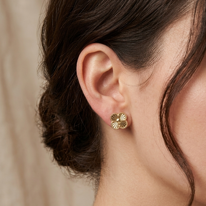 18K Gold Van Cleef & Arpels Style Stud Earrings