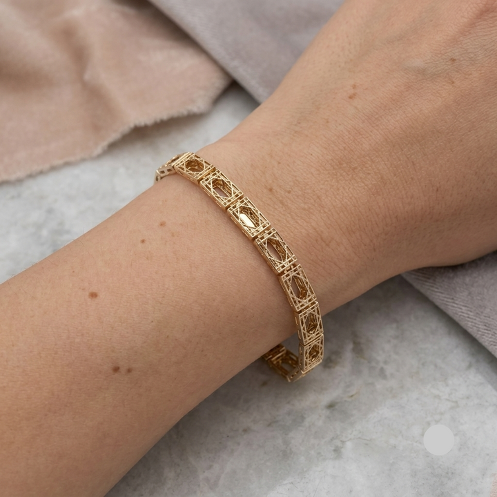 14K Gold Intricate Open Work Box Link Filigree Framed Bracelet