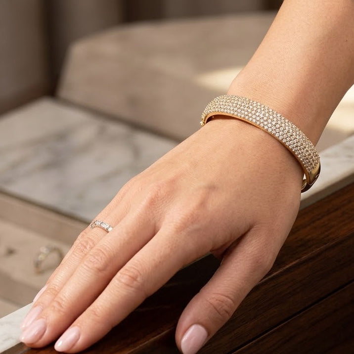 14K Yellow Gold Multi-Row Pavé Diamond Hinged Bangle Bracelet