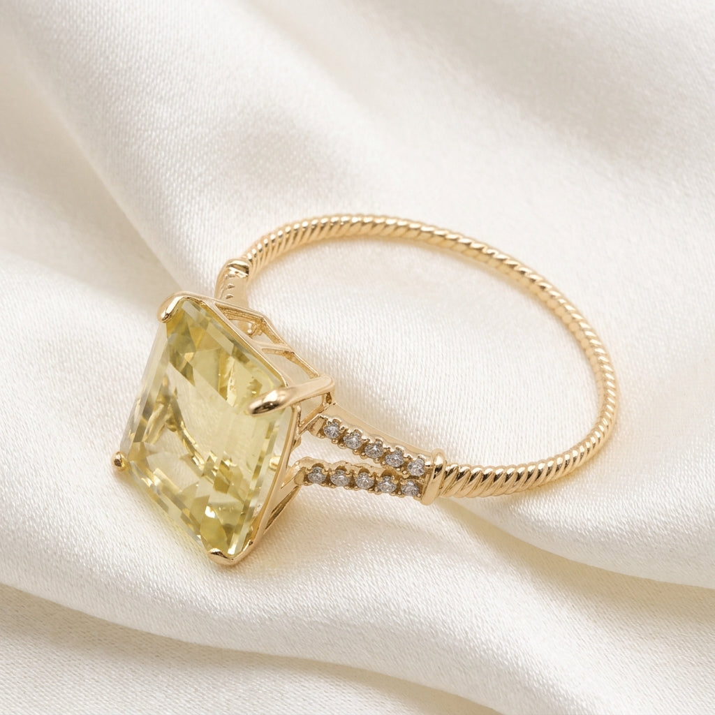 14k Gold & (est.)3.0+ Carat Cushion Cut Light Green Quartz Cocktail Ring