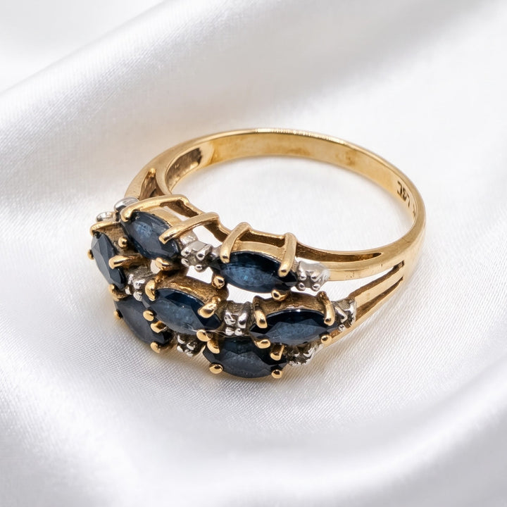 10K Gold, Diamond and Blue Sapphire Elegant Ring