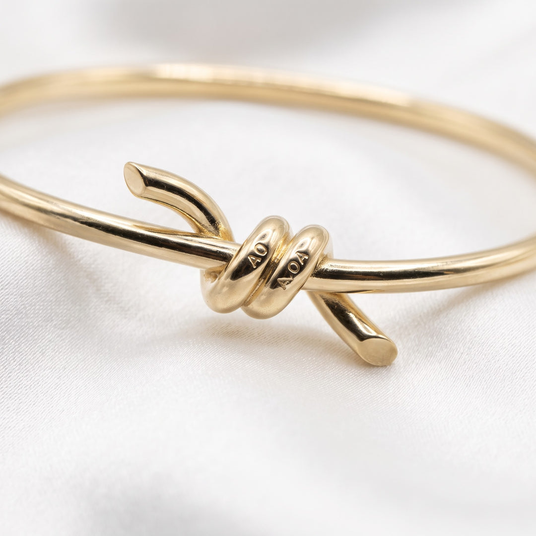 18K Gold Bracelet and Earrings Wire Knot Set