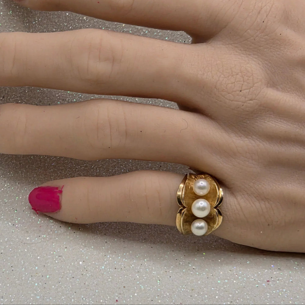 Gold & Pearl Nautical Themed Ring - Estate Jewelry Priced Right