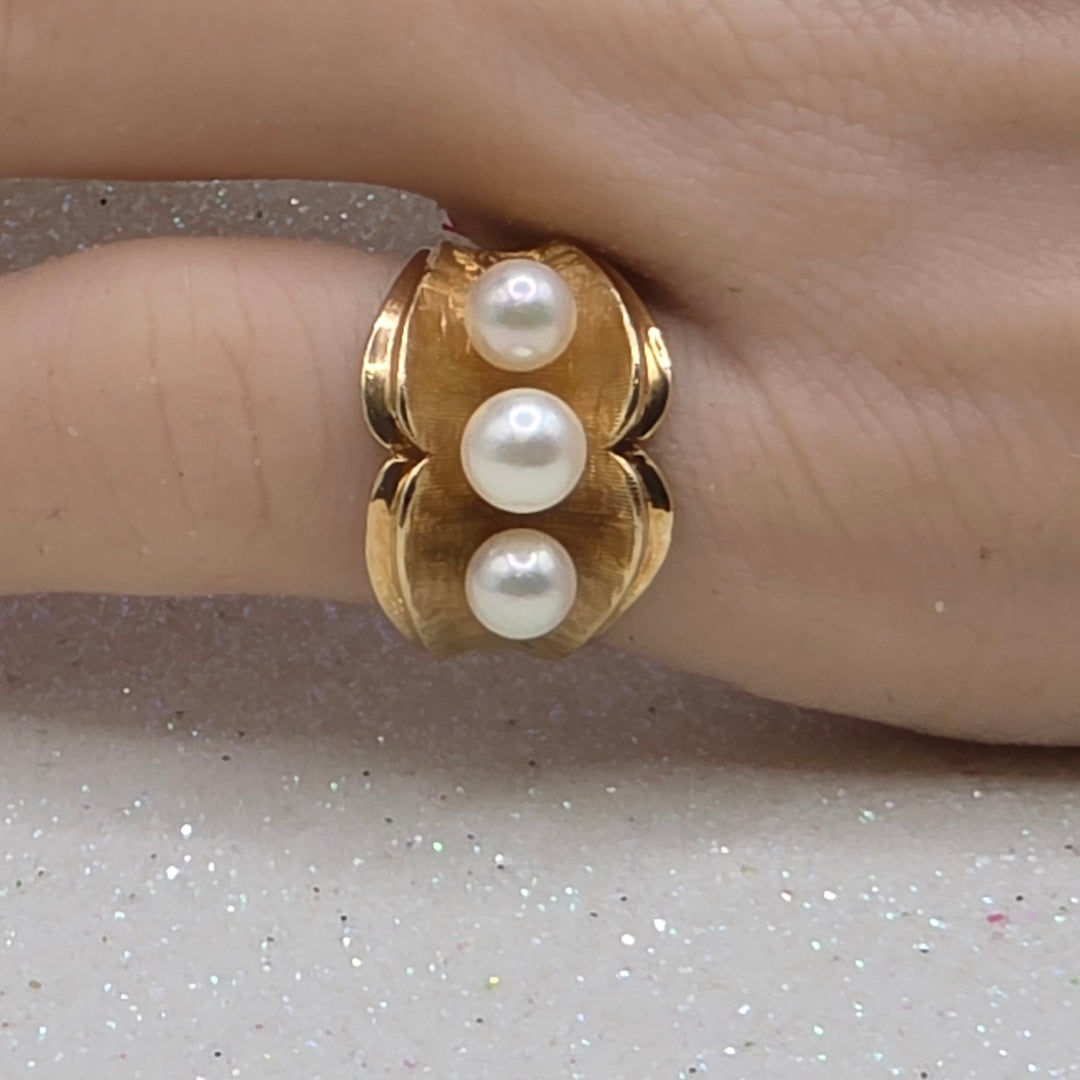 Gold & Pearl Nautical Themed Ring