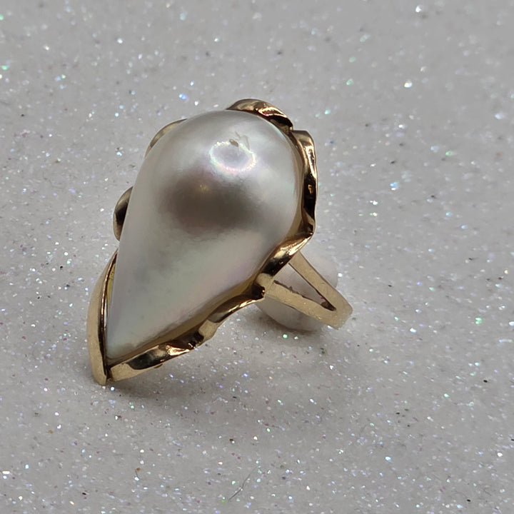 Gold & Large Mabe Pearl Ring
