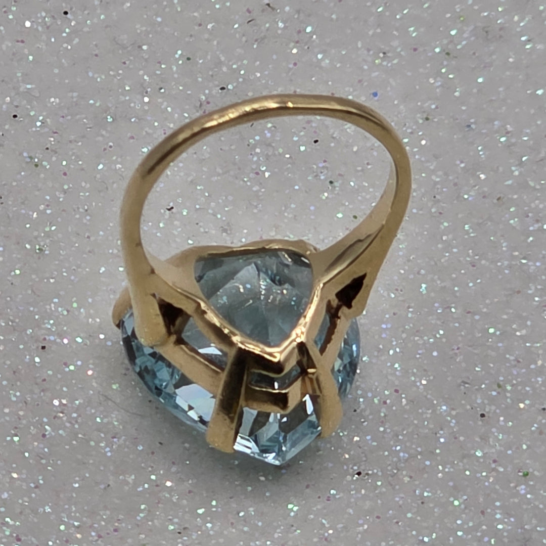 Gold and Natural Aquamarine Heart Ring