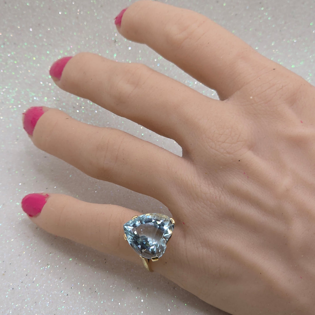 Gold and Natural Aquamarine Heart Ring