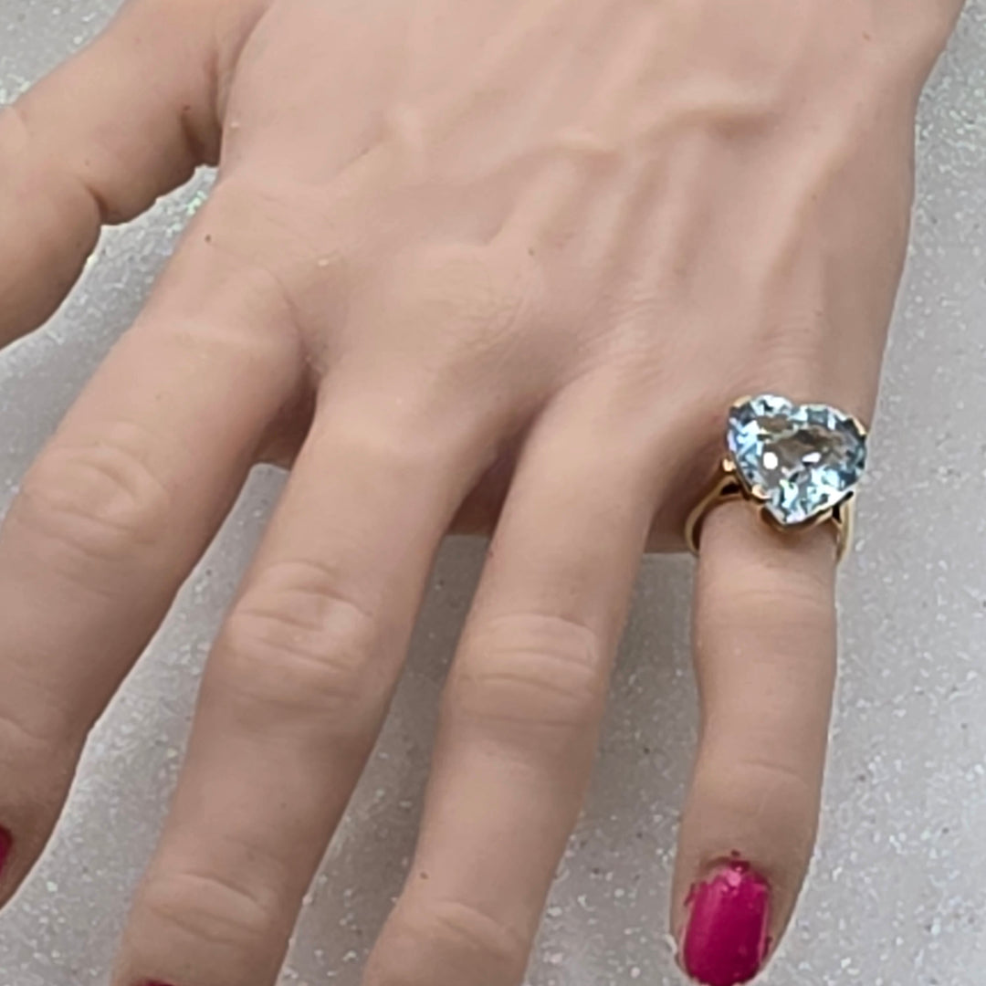 Gold and Natural Aquamarine Heart Ring