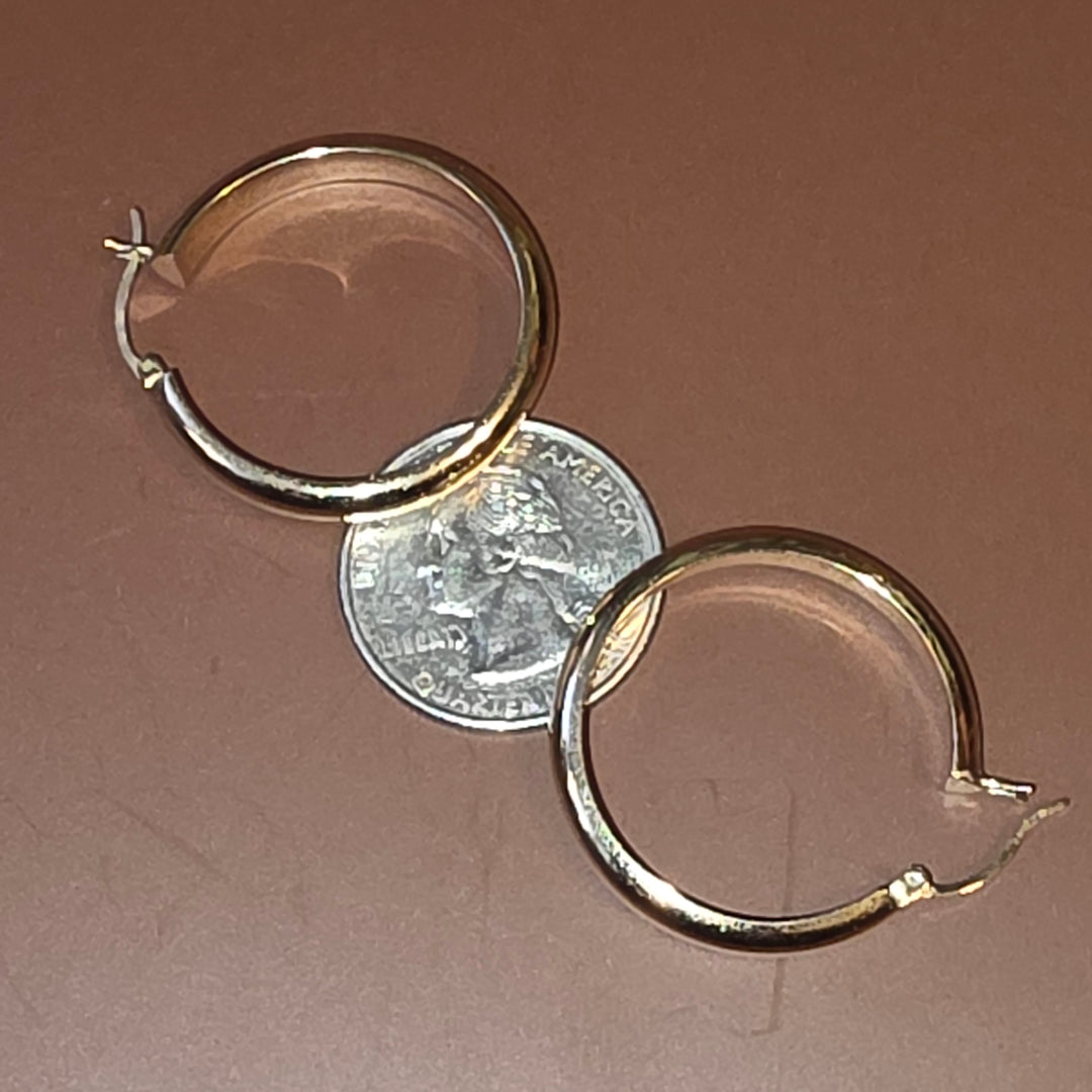 14k Gold Classic Hoop Earrings