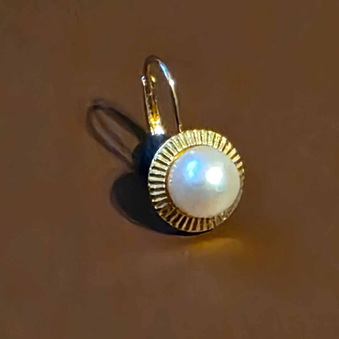 Gold & Pearl Scalloped Halo Stud Earrings