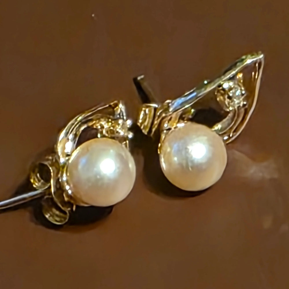 Gold, Pearl & Diamond Heart Stud Earrings - Estate Jewelry Priced Right
