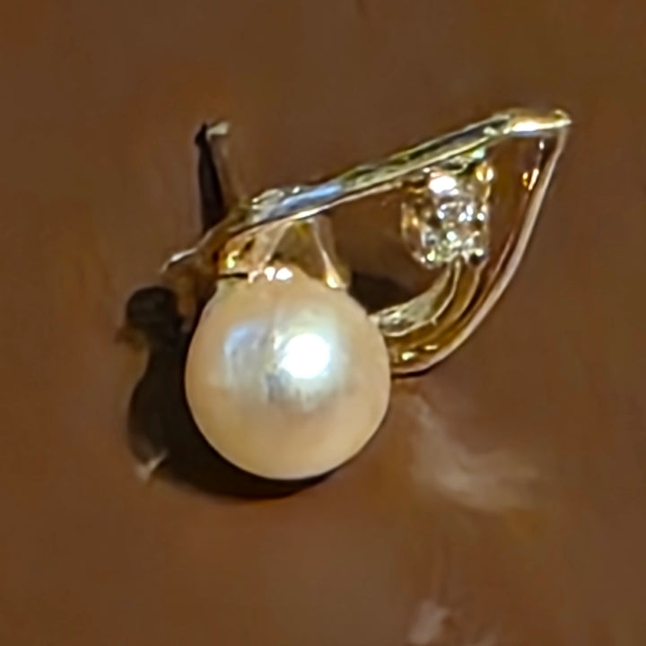 Gold, Pearl & Diamond Heart Stud Earrings