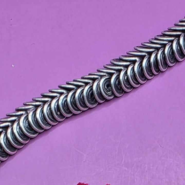 Sterling Silver Scallop Link Bracelet