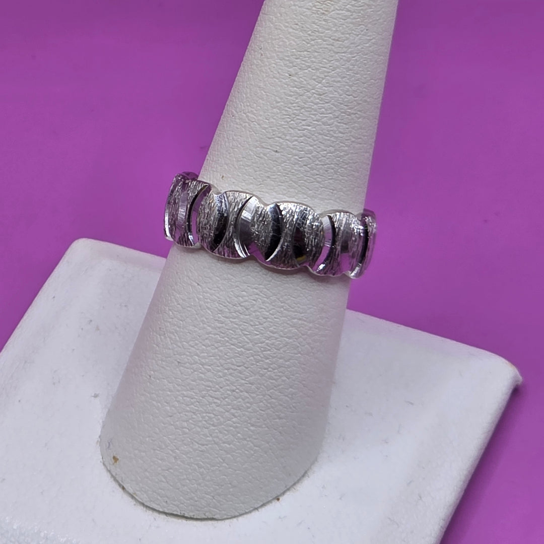 White Gold Fancy Diamond Cut Band