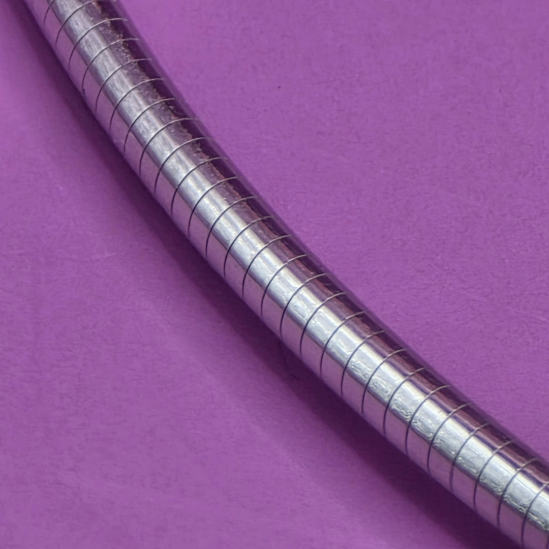 White Gold, Diamond & Gray Pearl Choker Necklace