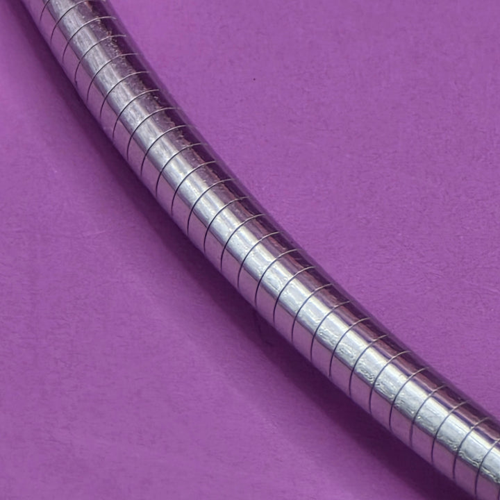 White Gold, Diamond & Gray Pearl Choker Necklace