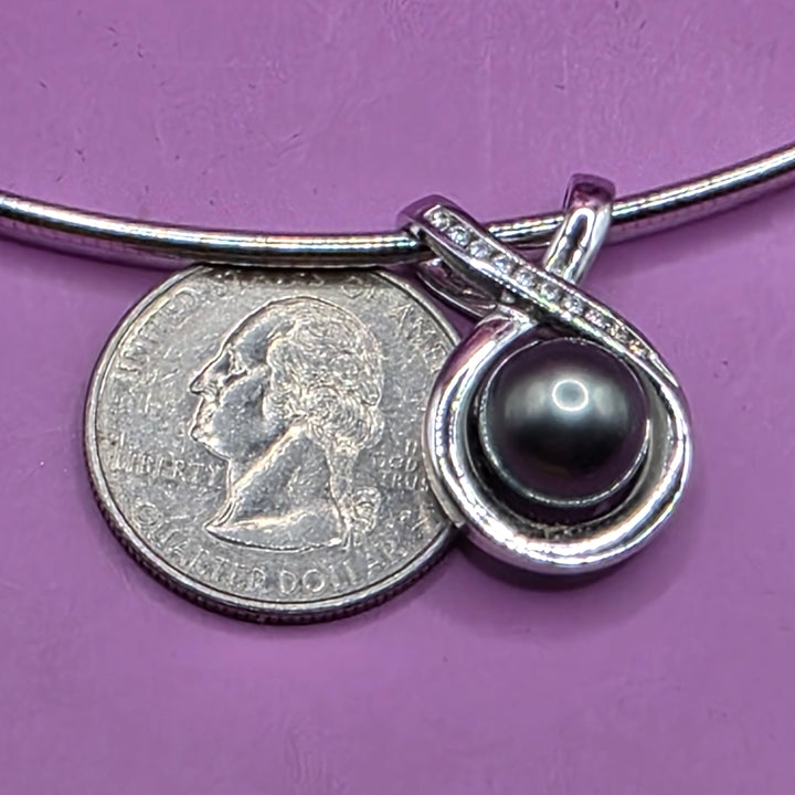 White Gold, Diamond & Gray Pearl Choker Necklace