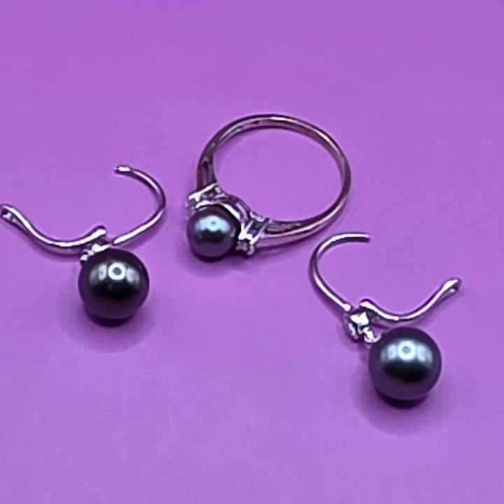 Gold, Grey Pearl & Diamond Earrings & Ring Set