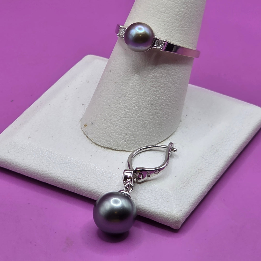 Gold, Grey Pearl & Diamond Earrings & Ring Set