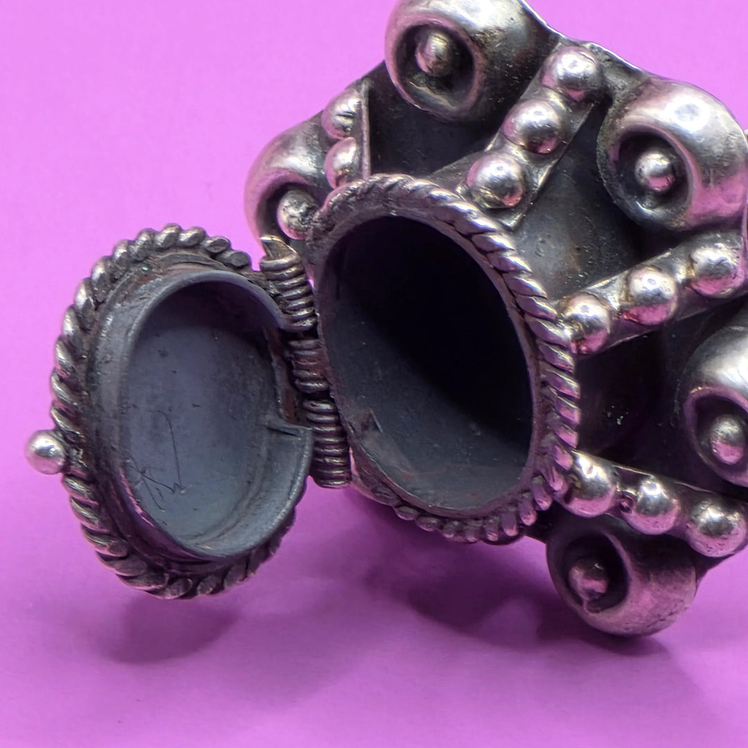 Sterling Silver & Tiger Eye Poison Ring - Estate Jewelry Priced Right