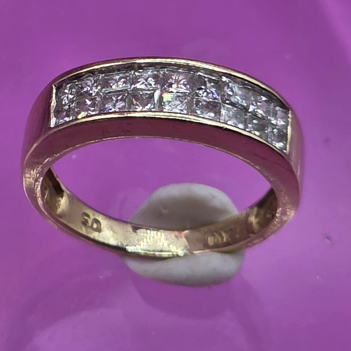 14K Gold & Pave Diamond Elegant Ring