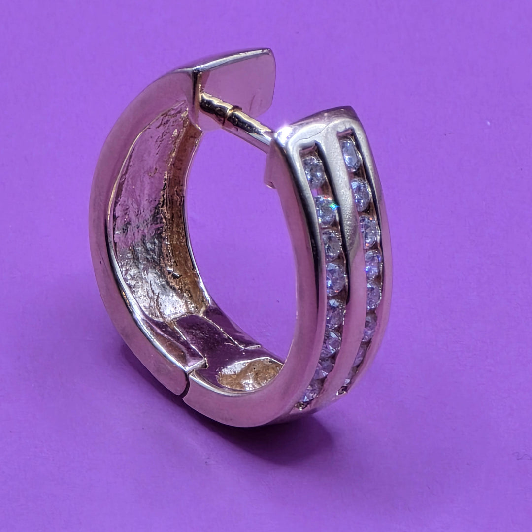 14K Gold & Diamond Small Hoop-Huggy Earrings