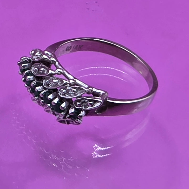 14K Gold, Diamond & Emerald Elegant Cluster Ring