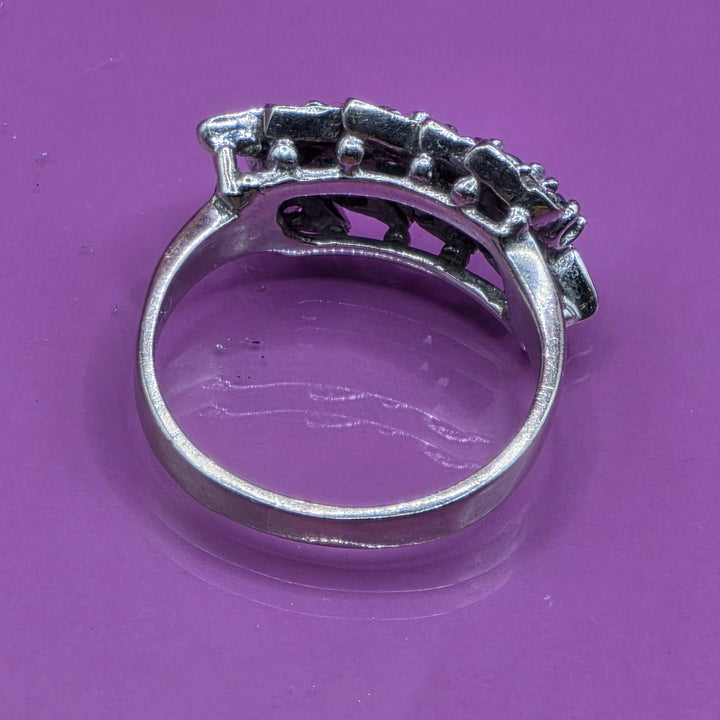 14K Gold, Diamond & Emerald Elegant Cluster Ring