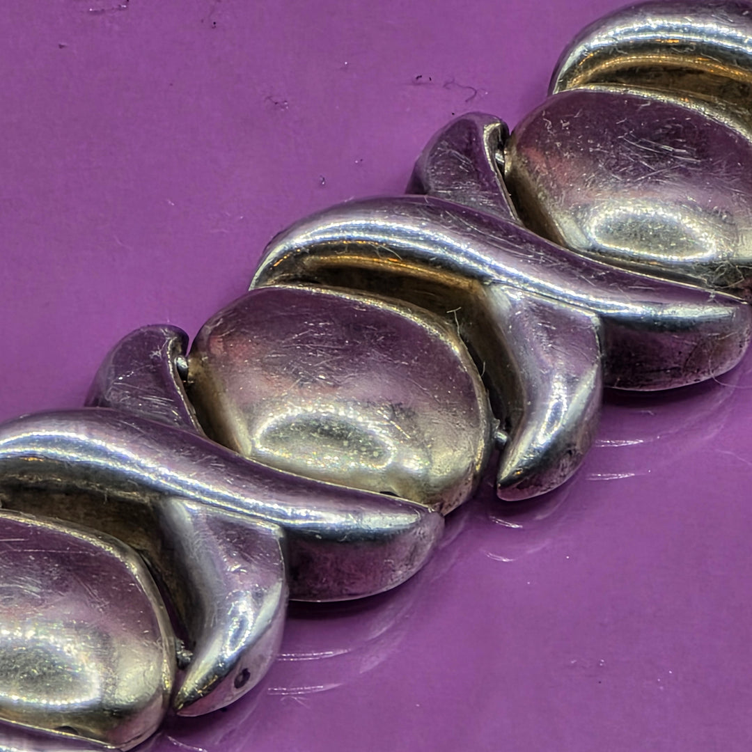 Sterling Silver Hugs & Kisses Large Link Bracelet