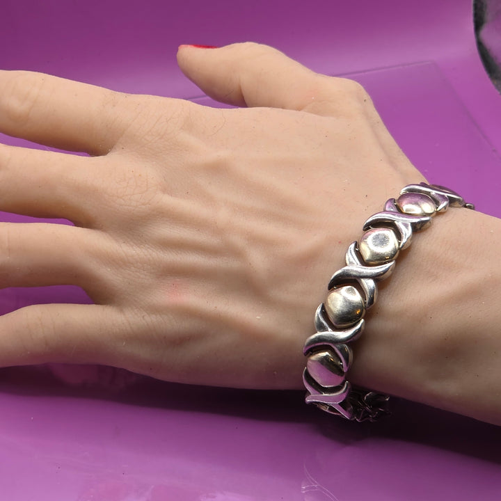 Sterling Silver Hugs & Kisses Large Link Bracelet