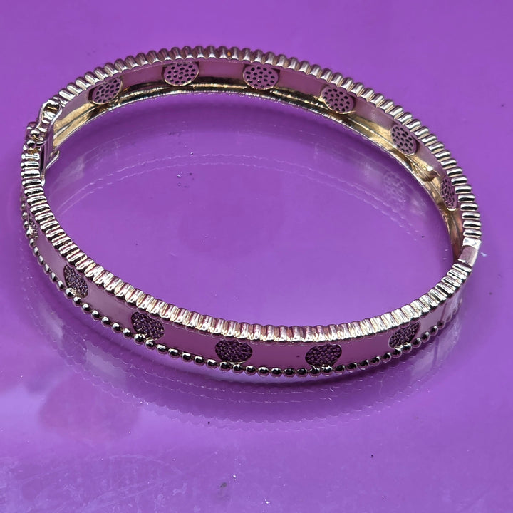 14K Gold Glitter Diamond Bangle Bracelet