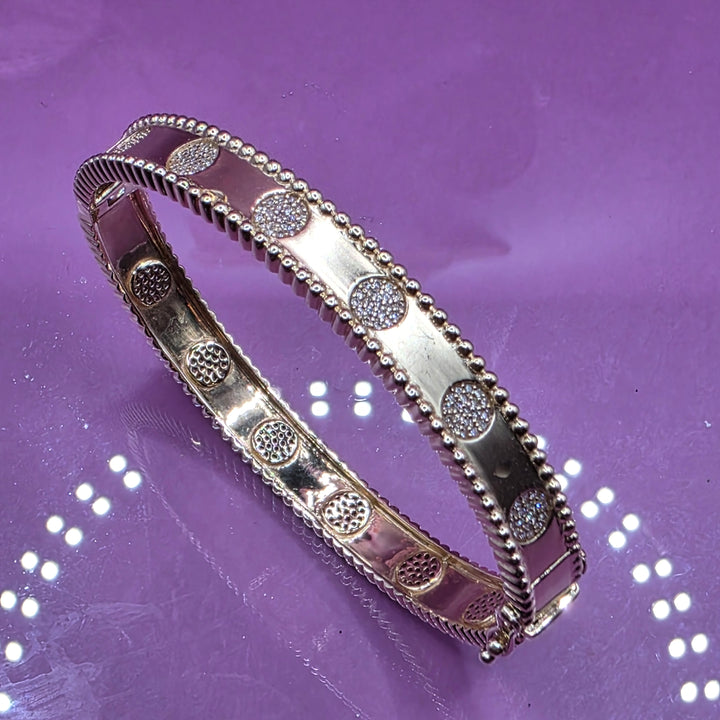 14K Gold Glitter Diamond Bangle Bracelet