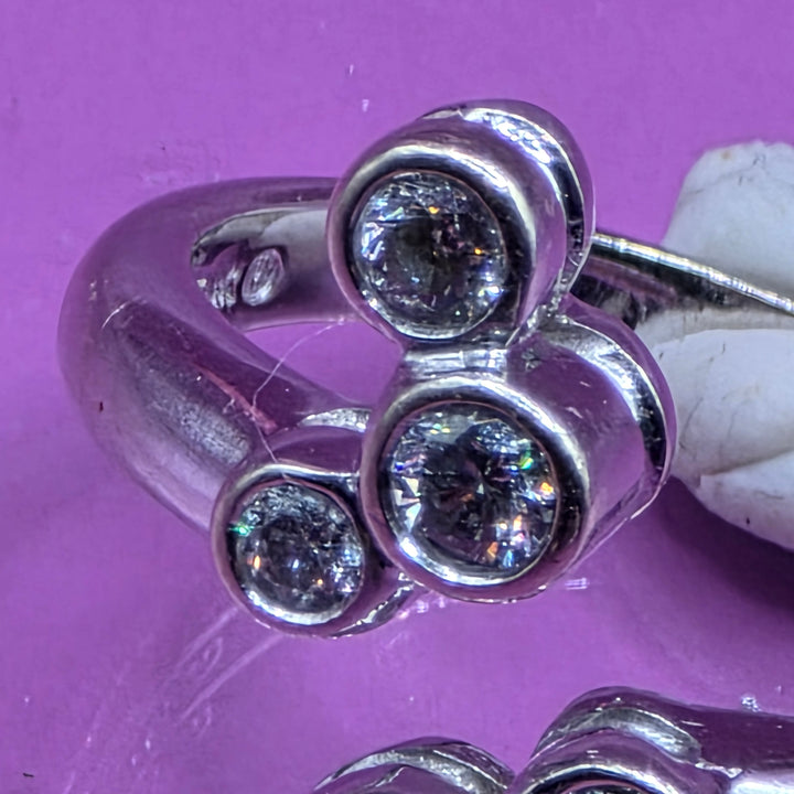 14k White Gold Random Pebbles Statement Ring