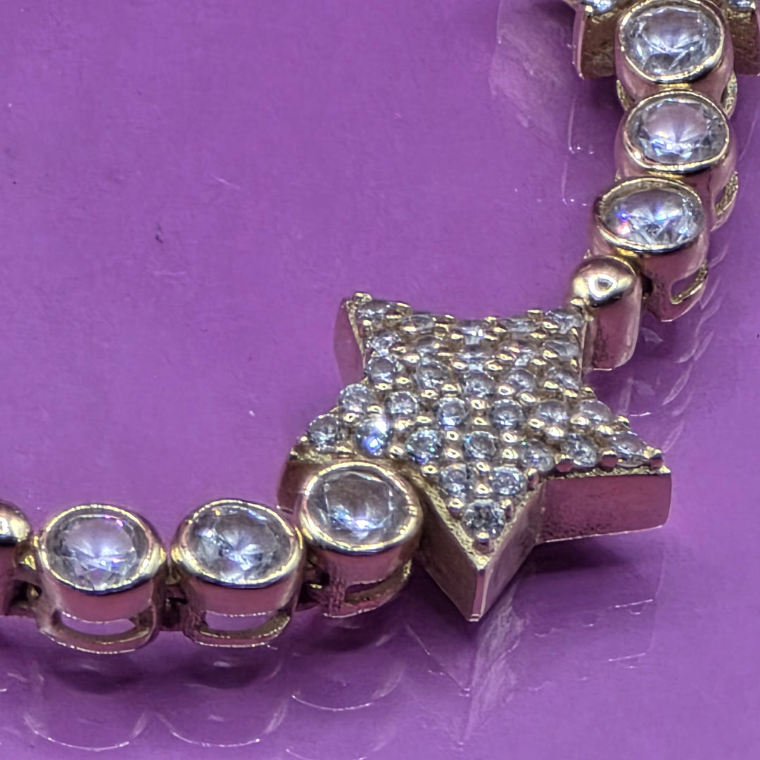 Elegant Gold and Diamond Starry Necklace