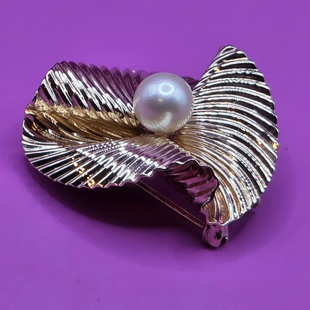 Vintage Tiffany & Co 14K Gold & Pearl Swirled 3D Brooch