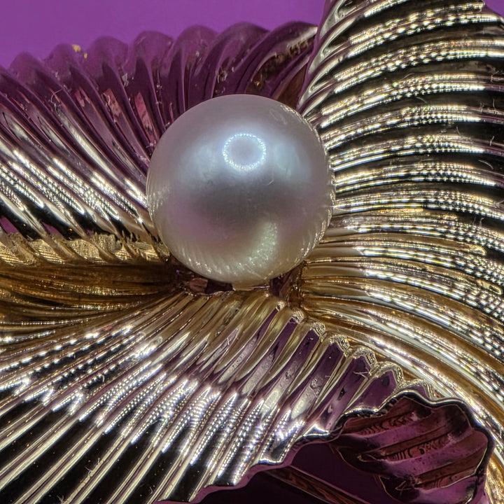 Vintage Tiffany & Co 14K Gold & Pearl Swirled 3D Brooch