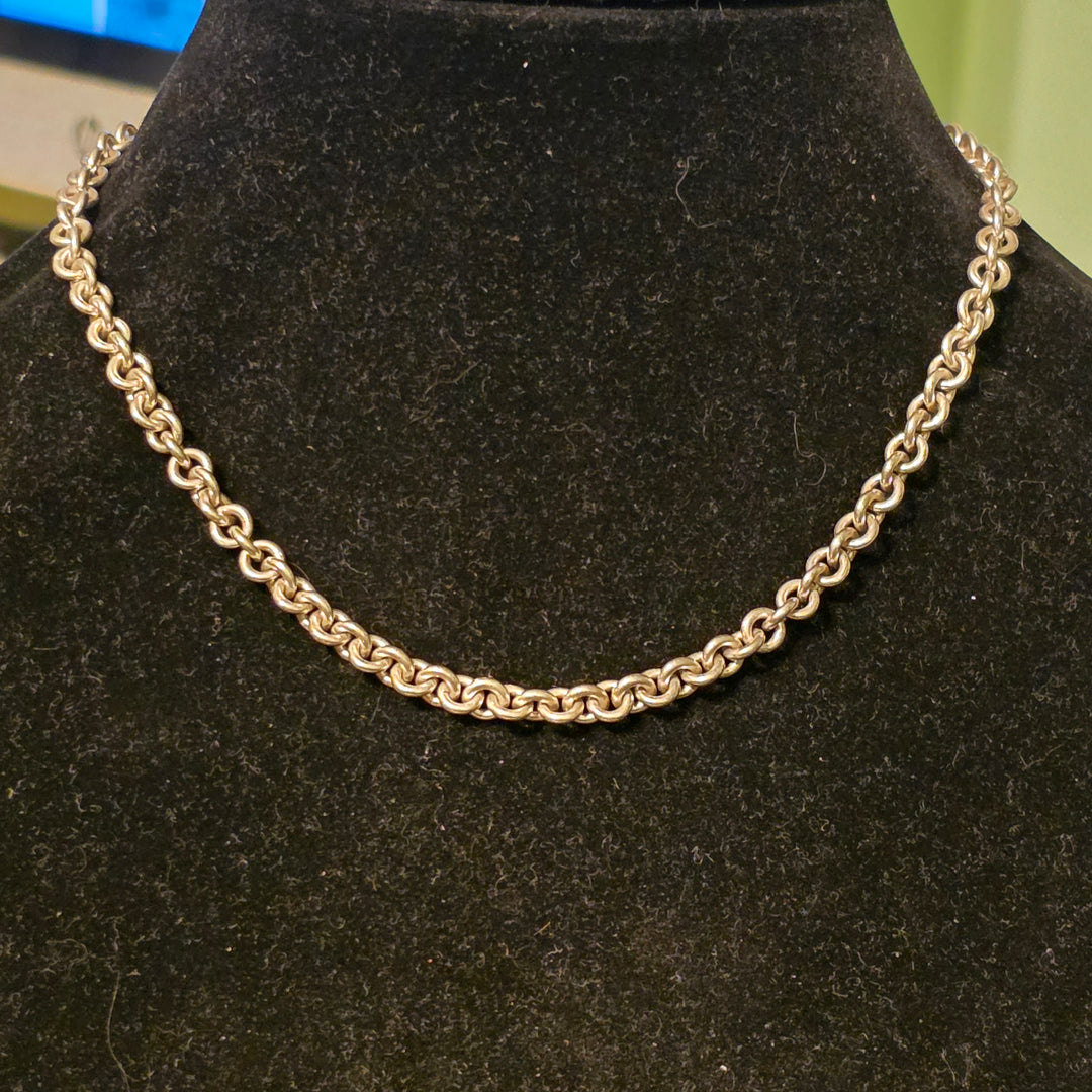 Sterling Silver Traditional Chain Link Toggle Catch Necklace