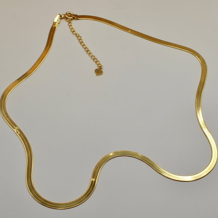 18K Gold Flat Herringbone Link Choker