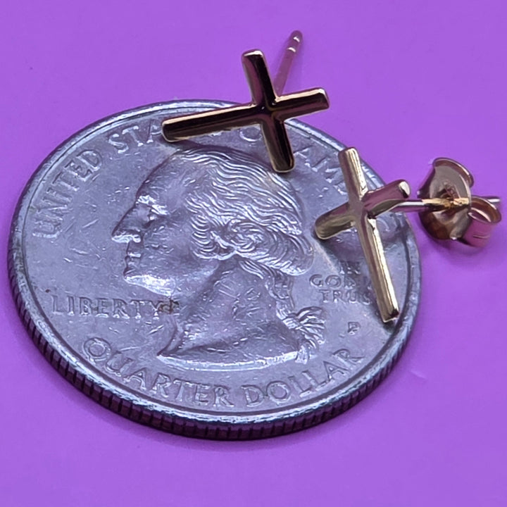 18K Gold Traditional Cross Stud Earrings