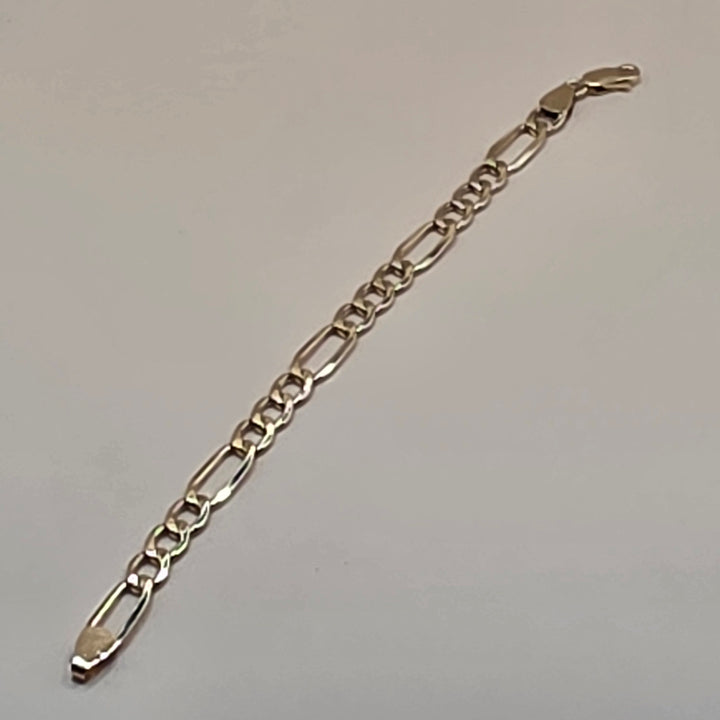 18K Gold Traditional Figaro Link Bracelet