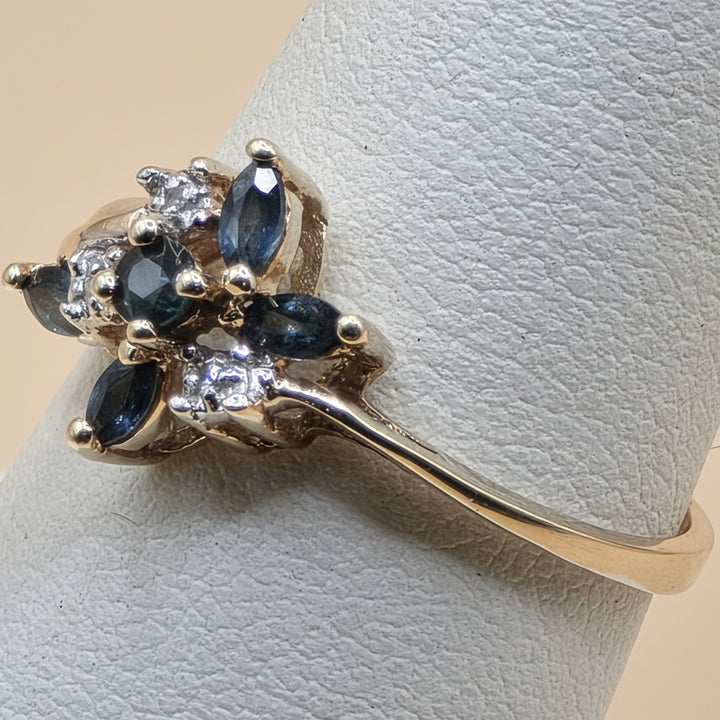 14K Gold, Diamond and Blue Sapphire Elegant Ring