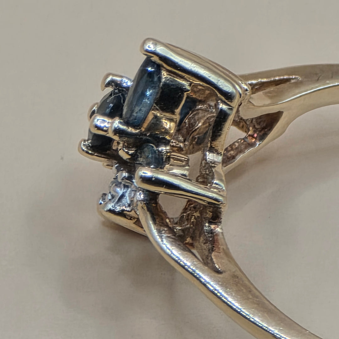 14K Gold, Diamond and Blue Sapphire Elegant Ring