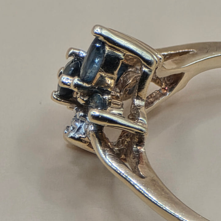 14K Gold, Diamond and Blue Sapphire Elegant Ring
