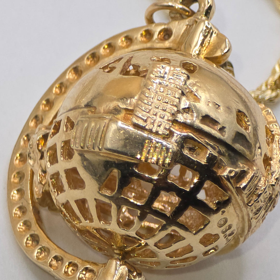 14K Gold Spinning Globe & Rope Chain Necklace