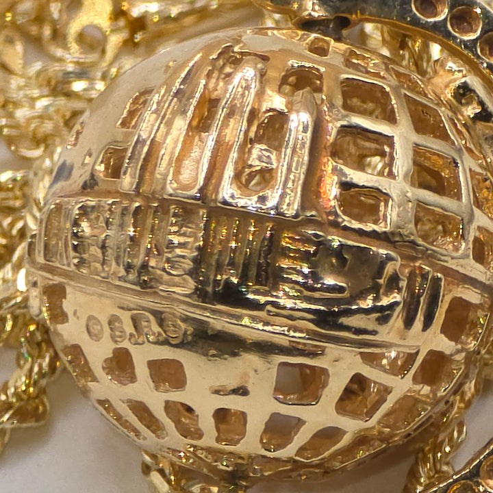 14K Gold Spinning Globe & Rope Chain Necklace