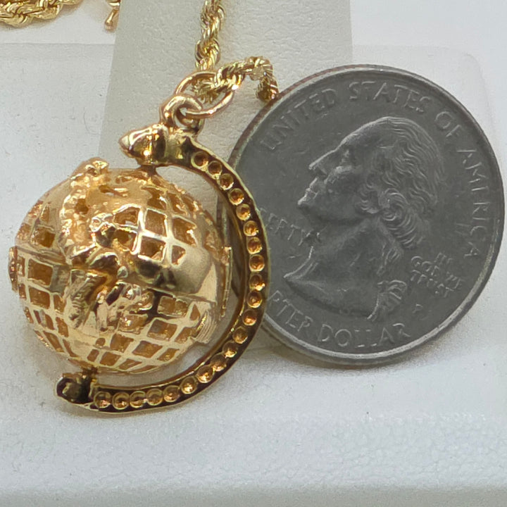 14K Gold Spinning Globe & Rope Chain Necklace